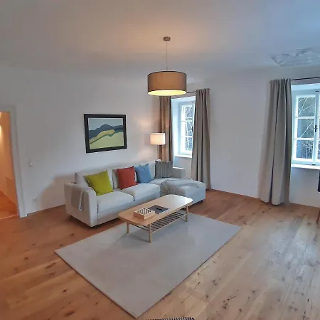 Maria Theresia Berghaus Apartment