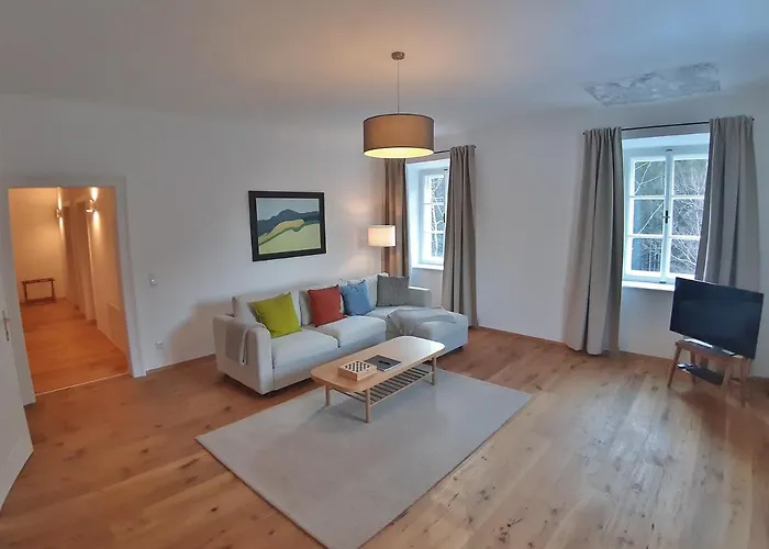 Maria Theresia Berghaus アパート